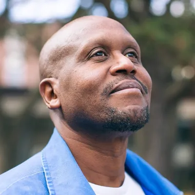 Kennedy Amenya Gisege headshot.