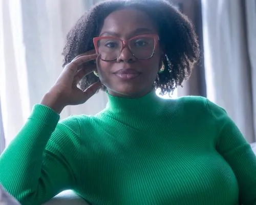 Ajanaé Dawkins headshot.