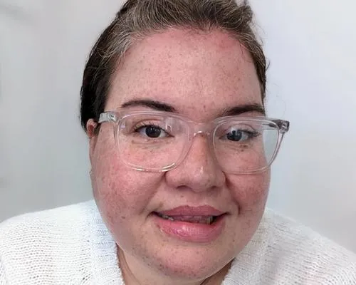 Stefani Echeverría-Fenn headshot.