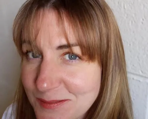 Carla J. Simmons headshot.