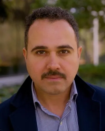 Ahmed Naji headshot.