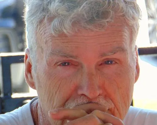 Ken Lamberton headshot.