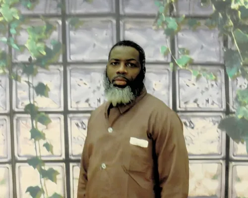 Stevie Wilson headshot.